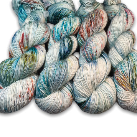 Saskia, single ply hand dyed merino wool