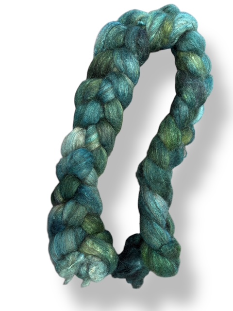 shetland silk 75/25 blend. spinning and felting