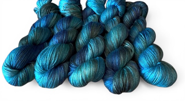 blue faced Leicester silk fingering weight